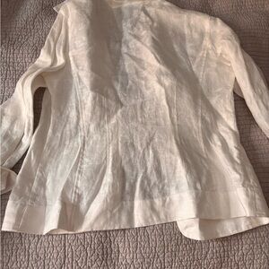 Jones New York Elegant White Top 100% linen